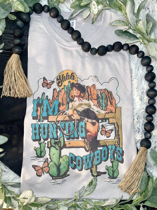 1/2 Penny Wholesale - I'm Hunting Cowboys (T-Shirt): M / Silver